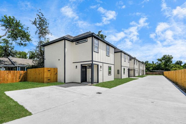 7312 Wileyvale Drive C, Houston, TX 77016