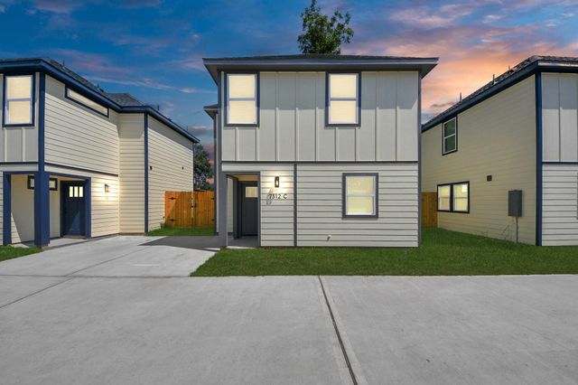 7312 Wileyvale Drive C, Houston, TX 77016