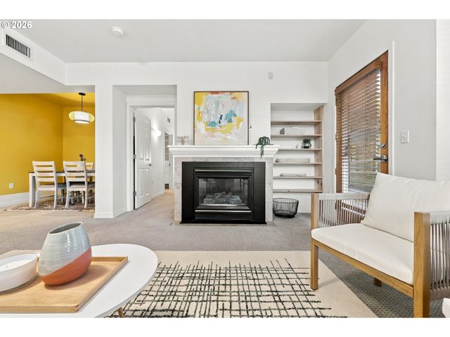 1132 Sw 19TH Ave 104, Portland, OR 97205