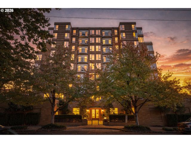 1132 Sw 19TH Ave 104, Portland, OR 97205