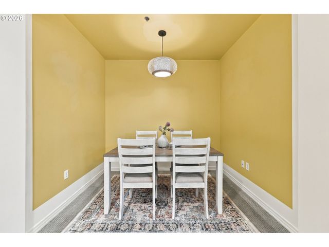 1132 Sw 19TH Ave 104, Portland, OR 97205