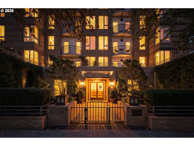 1132 Sw 19TH Ave 104, Portland, OR 97205