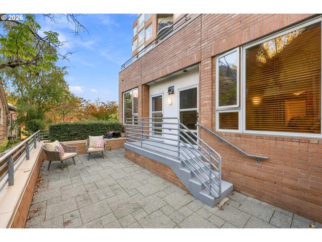 1132 Sw 19TH Ave 104, Portland, OR 97205