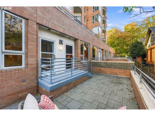 1132 Sw 19TH Ave 104, Portland, OR 97205