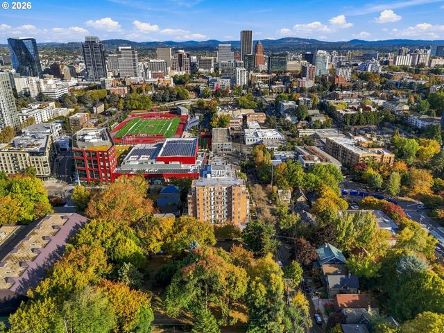 1132 Sw 19TH Ave 104, Portland, OR 97205