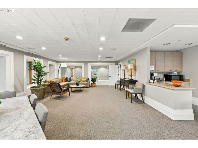 1132 Sw 19TH Ave 104, Portland, OR 97205