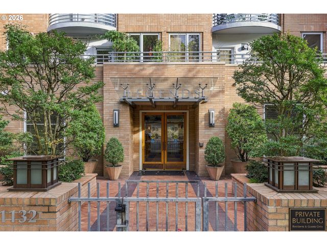 1132 Sw 19TH Ave 104, Portland, OR 97205