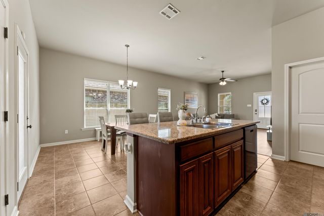 4280 Olivia Drive, Addis, LA 70710