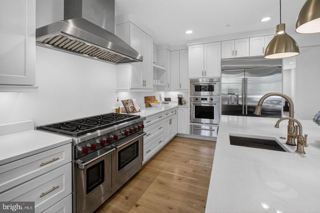 5613 NAMAKAGAN RD, Bethesda, MD 20816