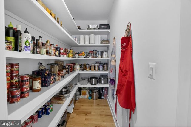 5613 NAMAKAGAN RD, Bethesda, MD 20816