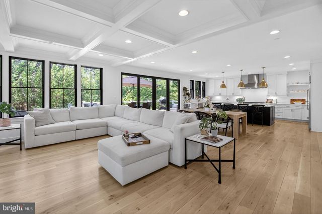5613 NAMAKAGAN RD, Bethesda, MD 20816