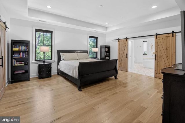 5613 NAMAKAGAN RD, Bethesda, MD 20816