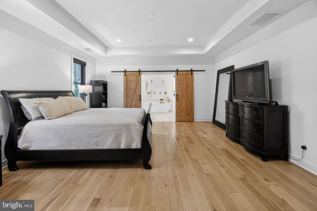 5613 NAMAKAGAN RD, Bethesda, MD 20816