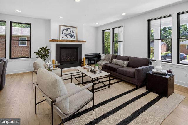5613 NAMAKAGAN RD, Bethesda, MD 20816