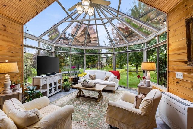 719 Weald Bridge Road, Cottage Grove, WI 53527