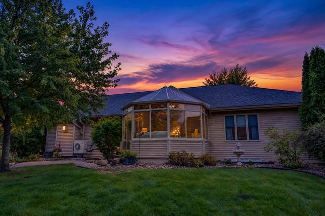 719 Weald Bridge Road, Cottage Grove, WI 53527