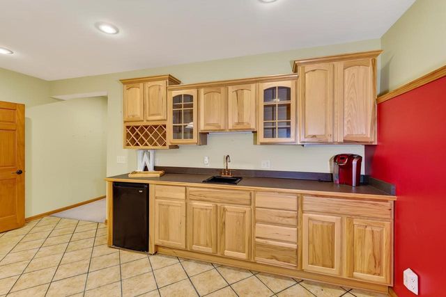 719 Weald Bridge Road, Cottage Grove, WI 53527