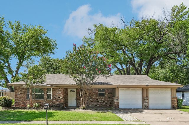 201 W Cheryl Avenue, Hurst, TX 76053