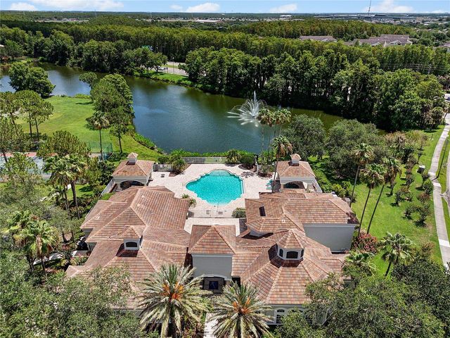 13929 FAIRWAY ISLAND DRIVE 818, Orlando, FL 32837