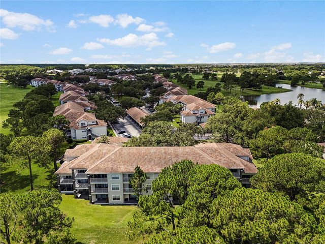 13929 FAIRWAY ISLAND DRIVE 818, Orlando, FL 32837