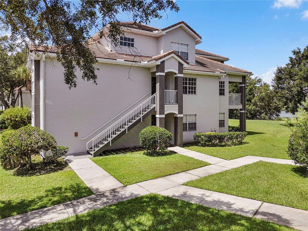 13929 FAIRWAY ISLAND DRIVE 818, Orlando, FL 32837