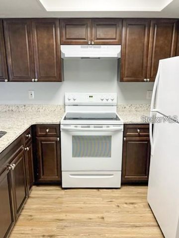 1922 CRYSTAL GROVE DRIVE 1922, Lakeland, FL 33801