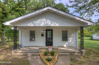 1023 S Connor Avenue, Joplin, MO 64801