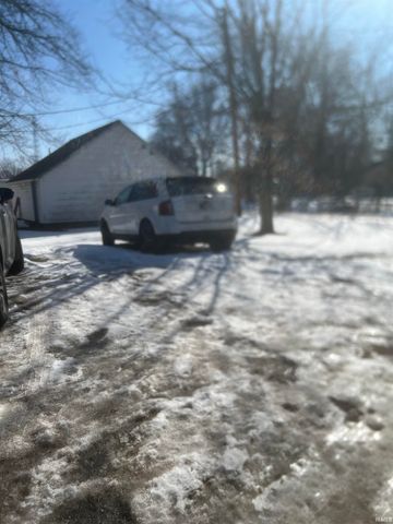 410 E Chicago Street, Columbia City, IN 46725