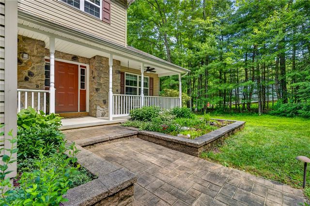 810 Forest Street, Franklin Twp, PA 18235