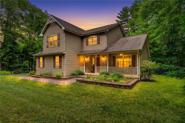 810 Forest Street, Franklin Twp, PA 18235
