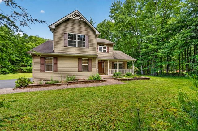 810 Forest Street, Franklin Twp, PA 18235
