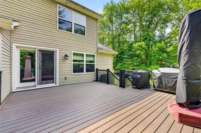 810 Forest Street, Franklin Twp, PA 18235