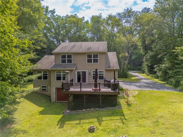 810 Forest Street, Franklin Twp, PA 18235