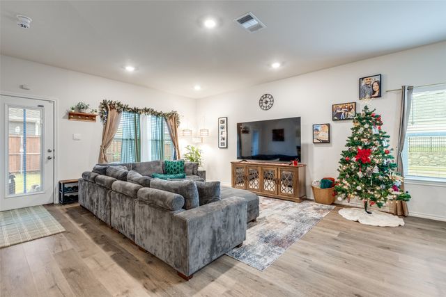 13200 Rich Lane, Aubrey, TX 76227