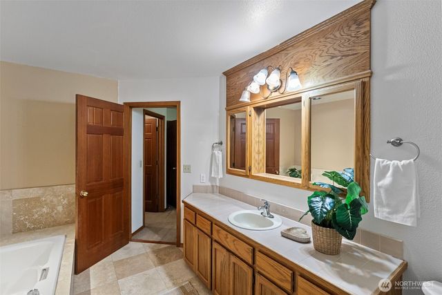 5857 McCormick Woods Drive SW, Port Orchard, WA 98367