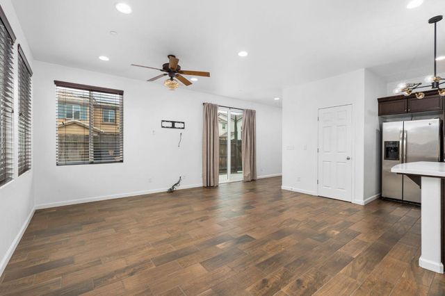 6108 W Dupont Drive, Fresno, CA 93722