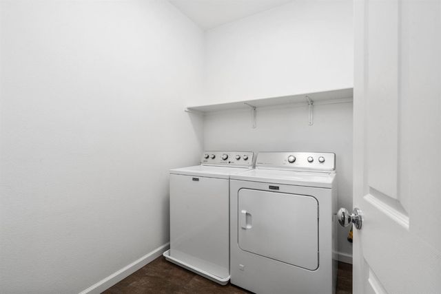 6108 W Dupont Drive, Fresno, CA 93722