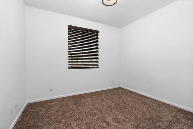 6108 W Dupont Drive, Fresno, CA 93722