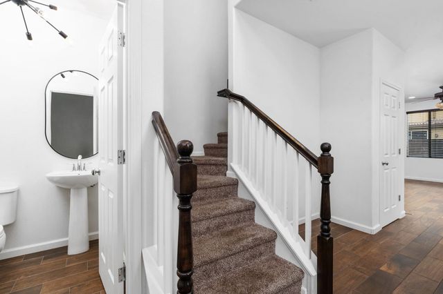 6108 W Dupont Drive, Fresno, CA 93722