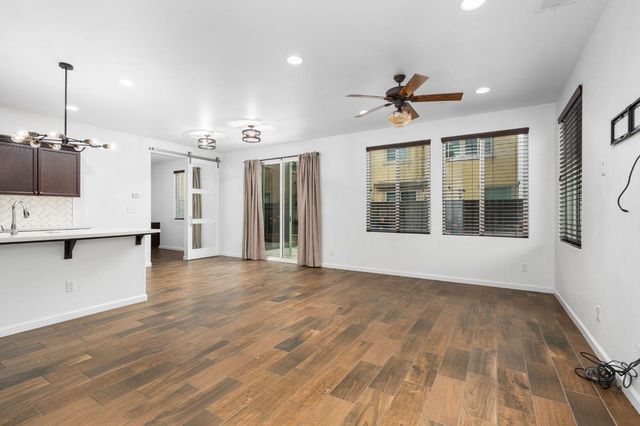 6108 W Dupont Drive, Fresno, CA 93722