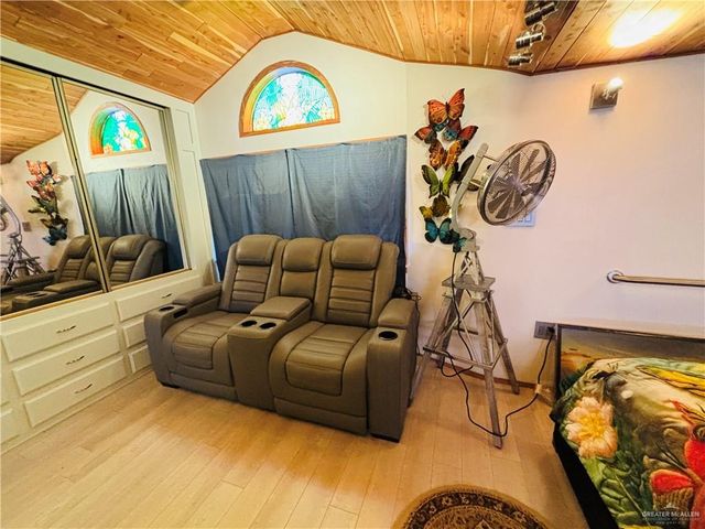 841 W Oyster Drive, Port Isabel, TX 78578