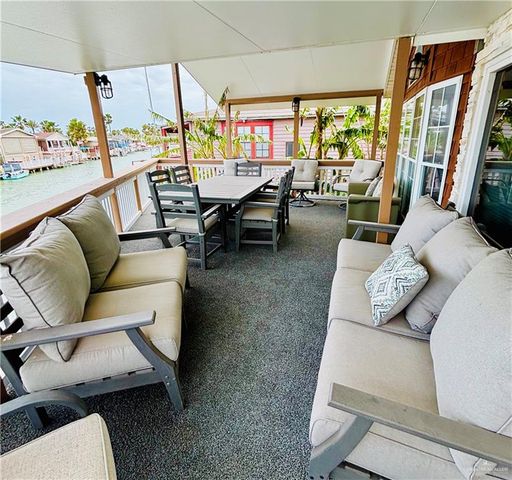 841 W Oyster Drive, Port Isabel, TX 78578