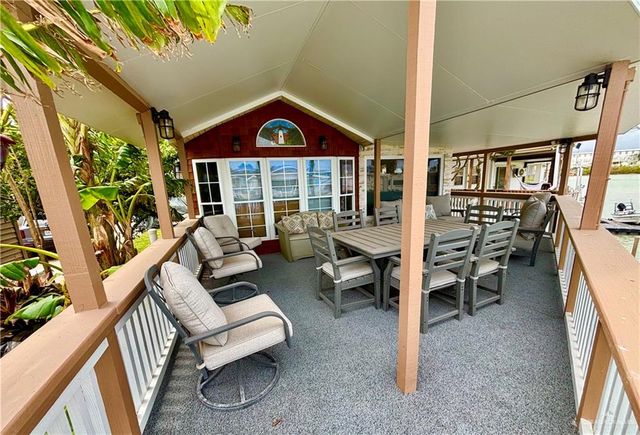 841 W Oyster Drive, Port Isabel, TX 78578