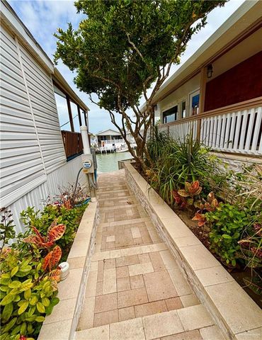 841 W Oyster Drive, Port Isabel, TX 78578