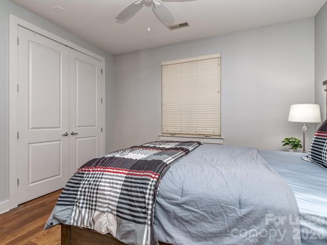 1101 W 1st Street 211, Charlotte, NC 28202