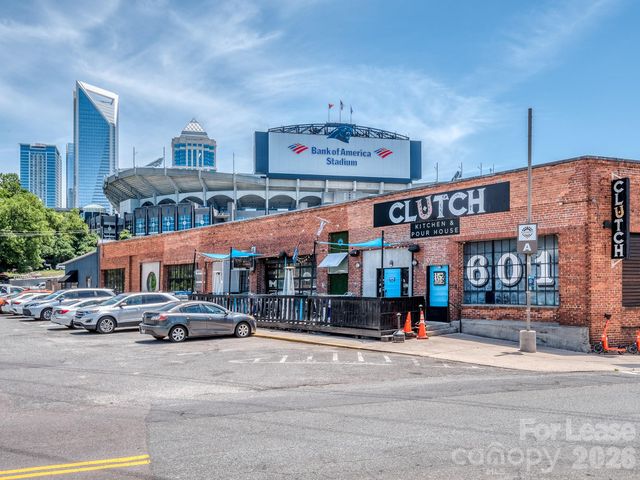 1101 W 1st Street 211, Charlotte, NC 28202
