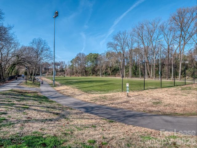 1101 W 1st Street 211, Charlotte, NC 28202