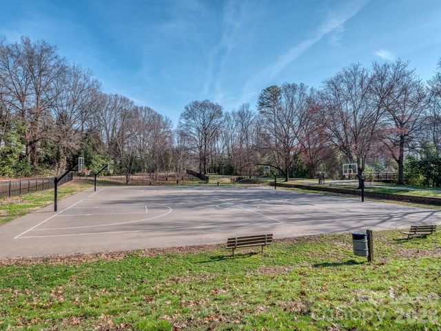 1101 W 1st Street 211, Charlotte, NC 28202