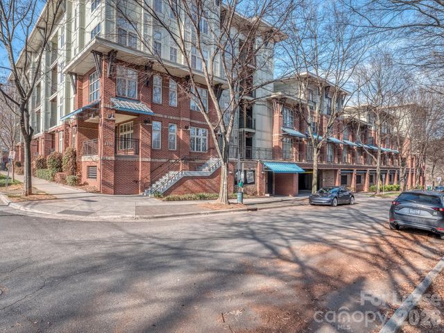 1101 W 1st Street 211, Charlotte, NC 28202