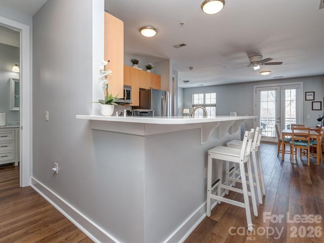 1101 W 1st Street 211, Charlotte, NC 28202